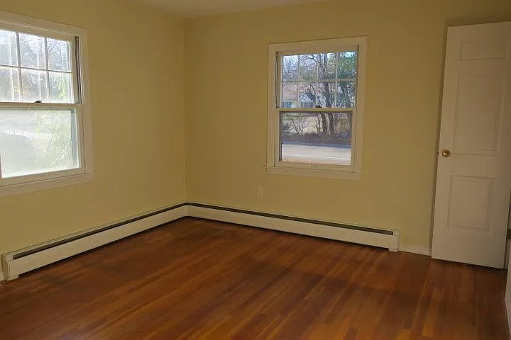524 Wallis Rd — Photo 19