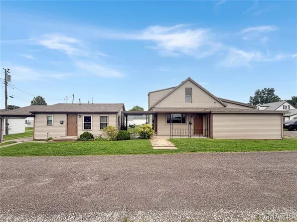 114 Park Ave, Dupo, IL 62239