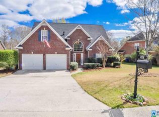 4776 Red Leaf Cir, Hoover, AL 35226