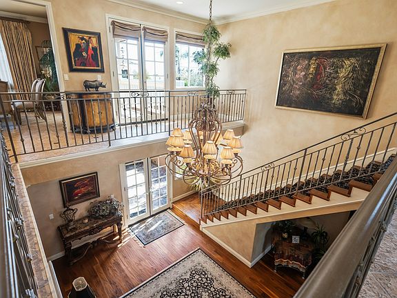 2nd image of 405 Altura Way