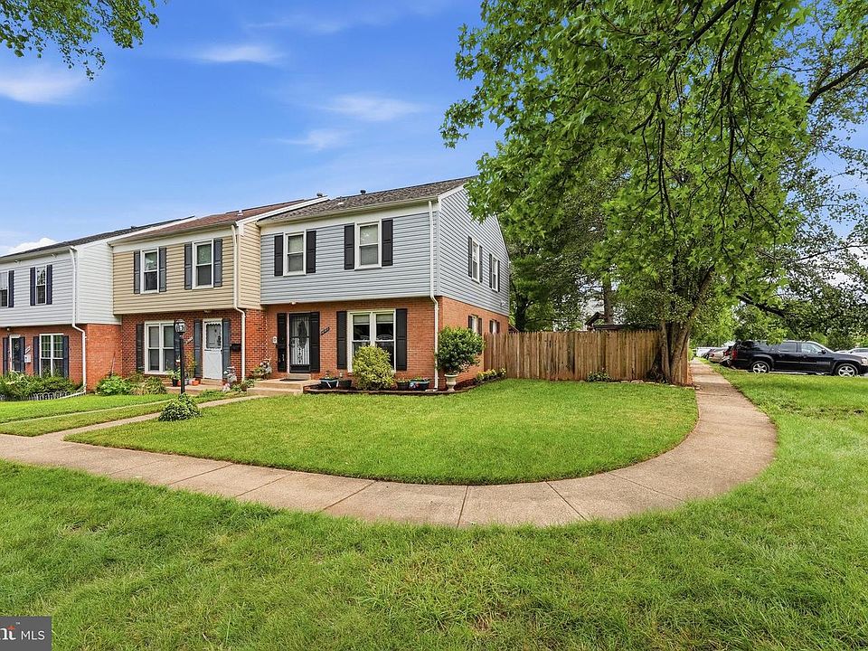 1st image of 10102 Henry Ct