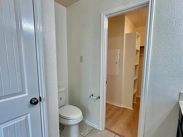 6430 Stoney Creek Dr — Photo 23