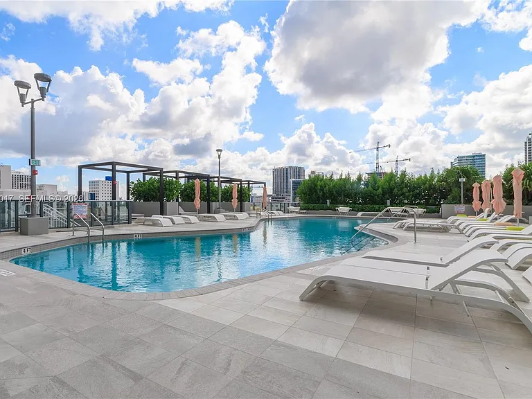 501 NE 31st St #Penthouse 4402 — Photo 35