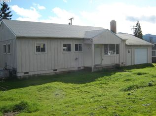 631 E 2nd Ave, Riddle, OR 97469