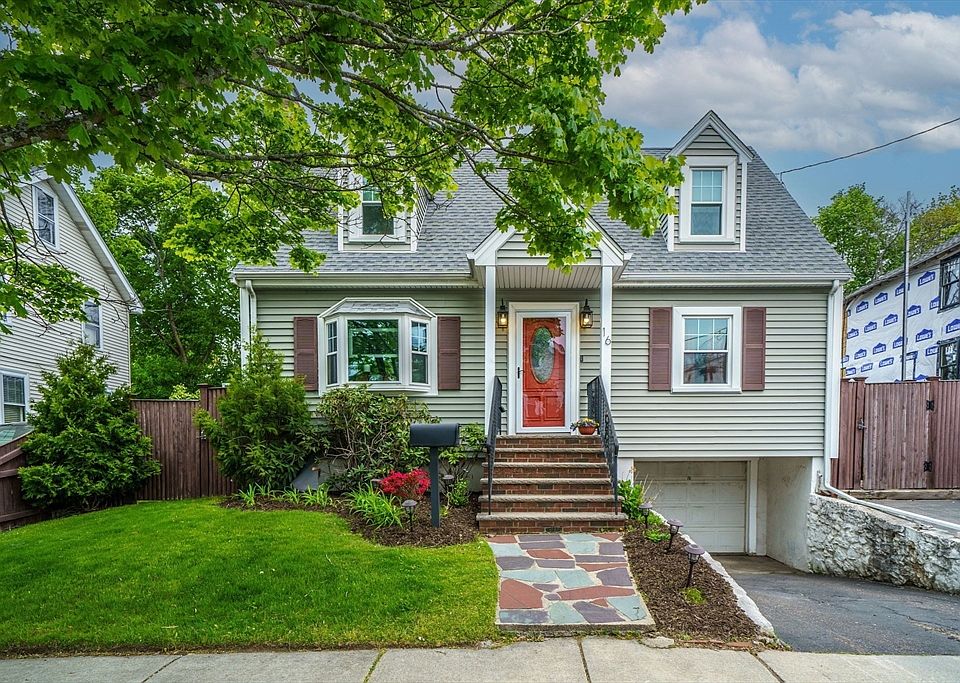 1st image of 16 Melbourne Ave