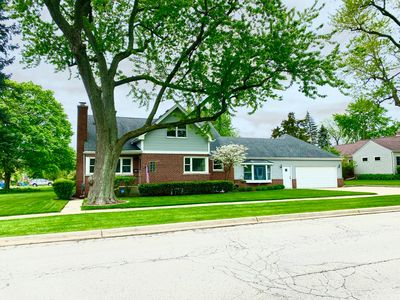 384 E Schiller St, Elmhurst, IL, 60126