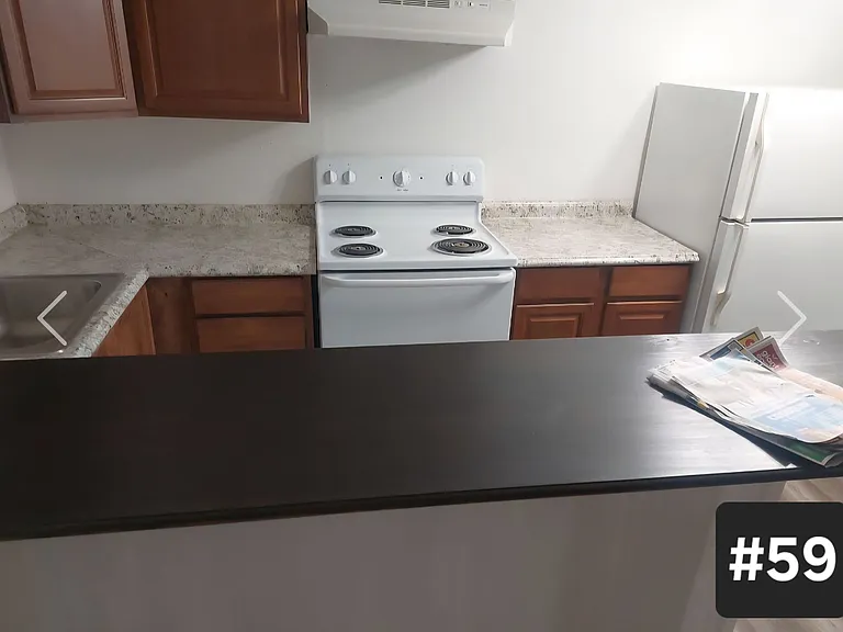 924 Seneca Ct — Photo 31