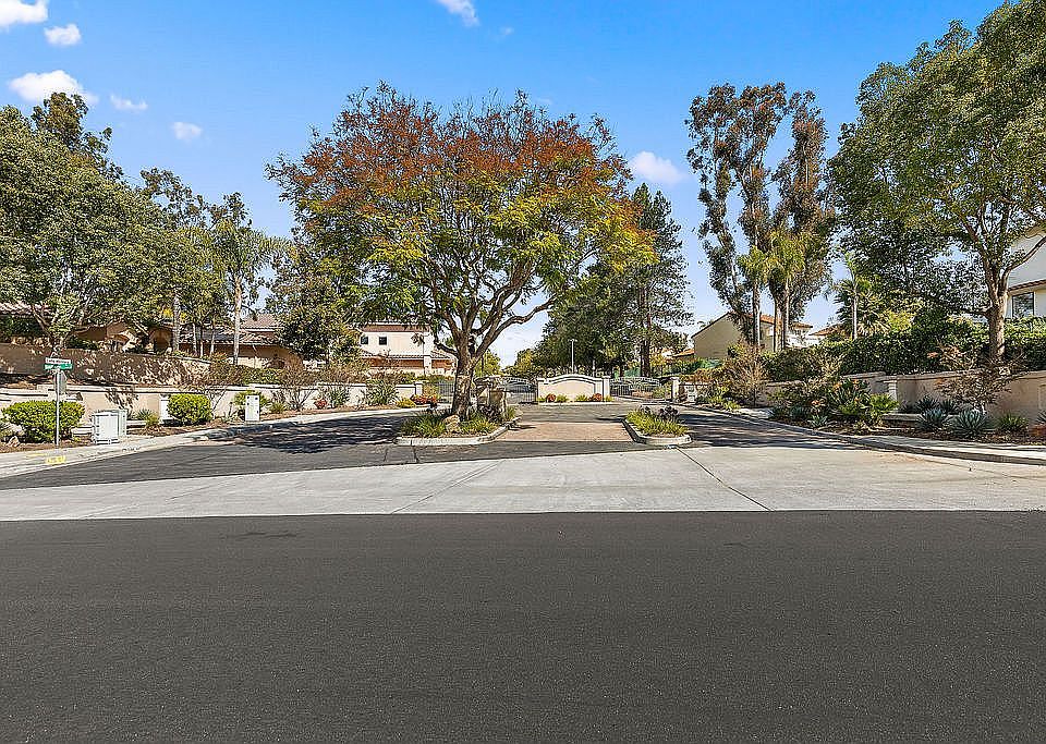 1st image of 3652 Camino Bajada