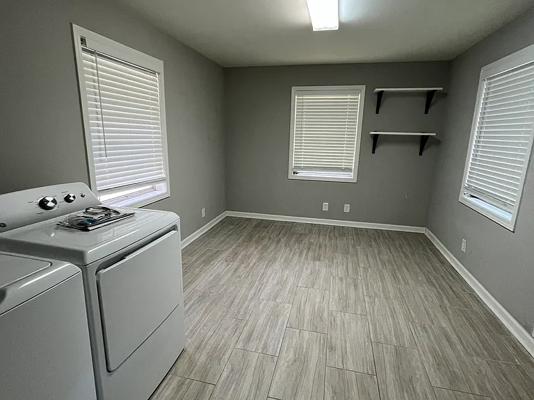 Large Laundry Room