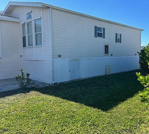 2nd image of 19681 Summerlin Rd #D-334