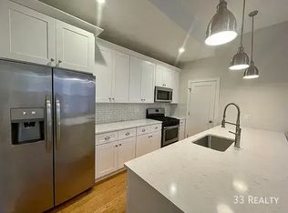 1800 S Throop St #2C, Chicago, IL 60608