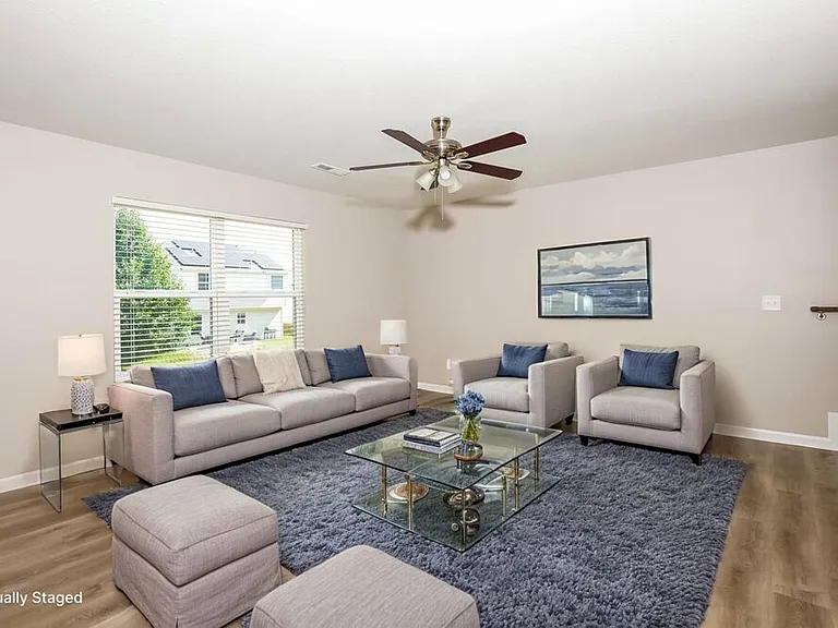 2728 Maybrook Crossing Dr — Photo 4