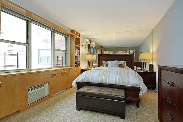 Sold by Corcoran | media 7