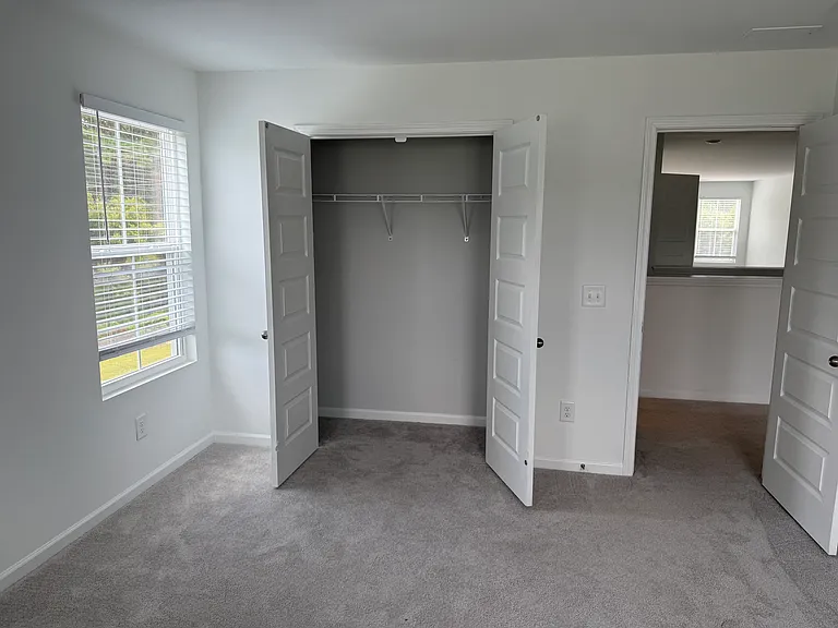 Upstairs bedroom 2