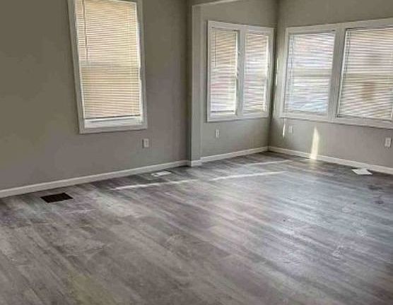 5th image of 2 Locke St