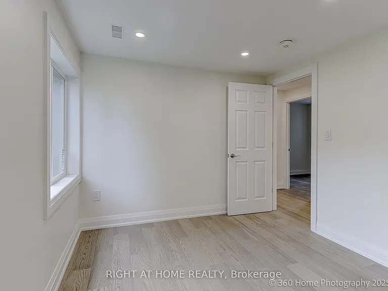 321 Tampa Dr — Photo 11