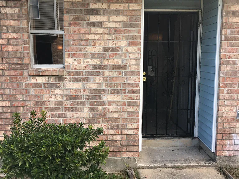 10700 Roger Dr #C — Photo 2