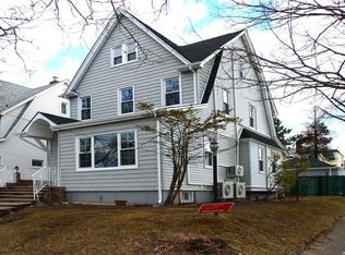 50-51 205th St, Oakland Gardens, NY 11364