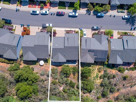 3rd image of 234 Woodside Dr