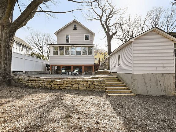 5th image of 31 Columbia Ave