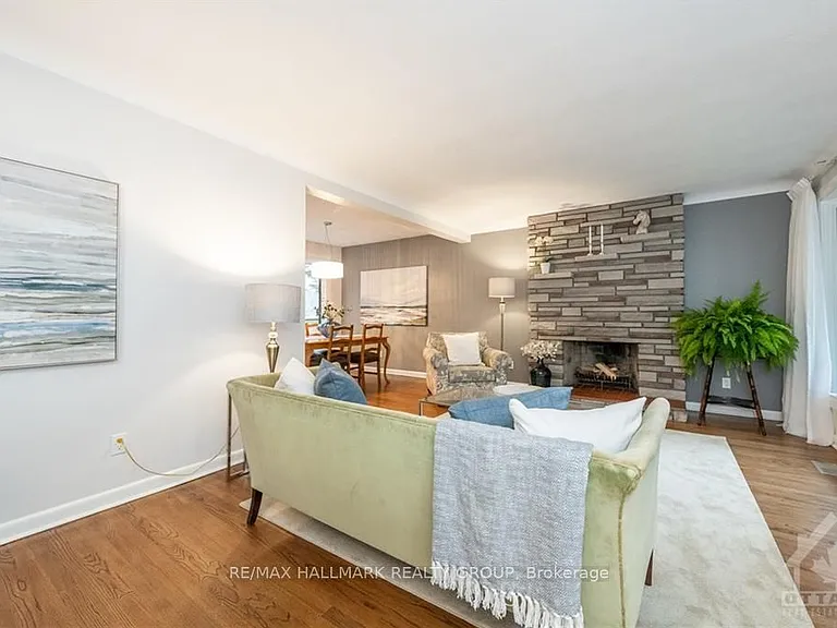 1132 Cline Cres #A — Photo 3