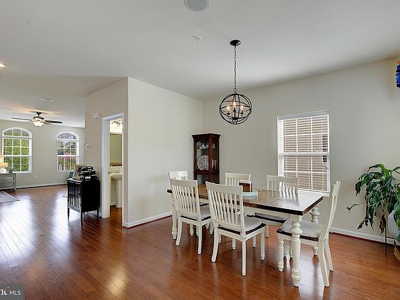 5th image of 1022 Red Clover Rd