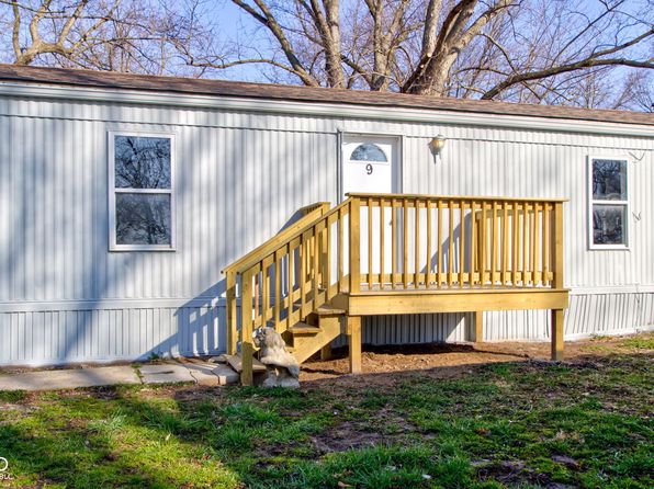 9 N Vacation Way, North Manchester, IN 46962