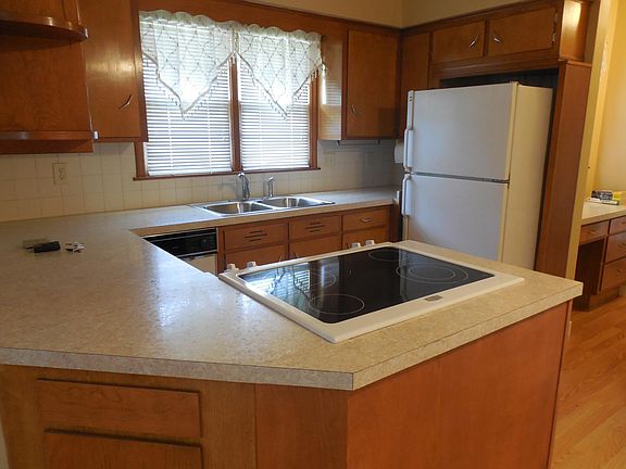 2nd image of 3066 S 49th Ave