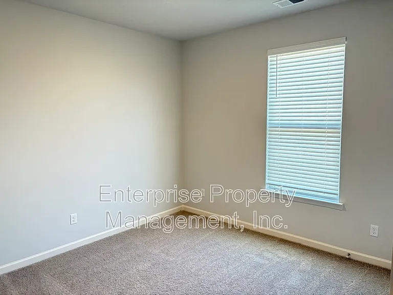 230 Kipling Dr — Photo 6