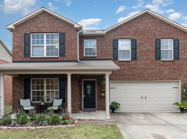 1028 Harmony Ln, Hendersonville, TN 37075