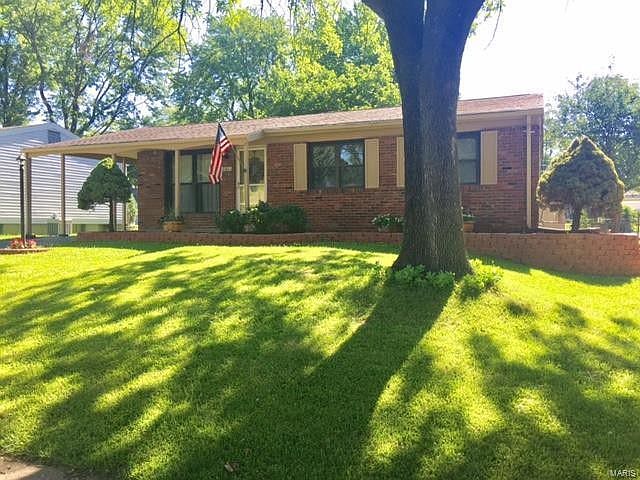 1st image of 2846 Foxwood Dr