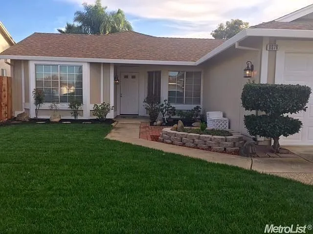 9076 Bramble Trail Way photo 1
