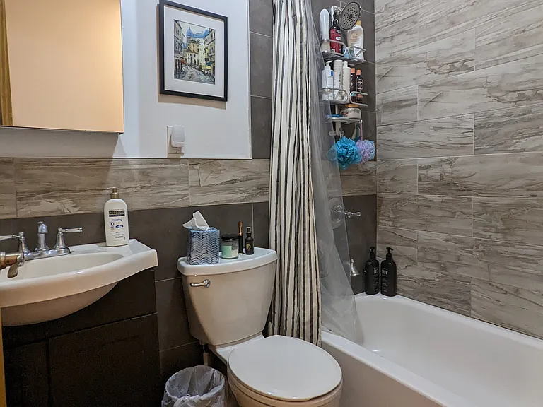 286 Bleecker St #2R — Photo 7