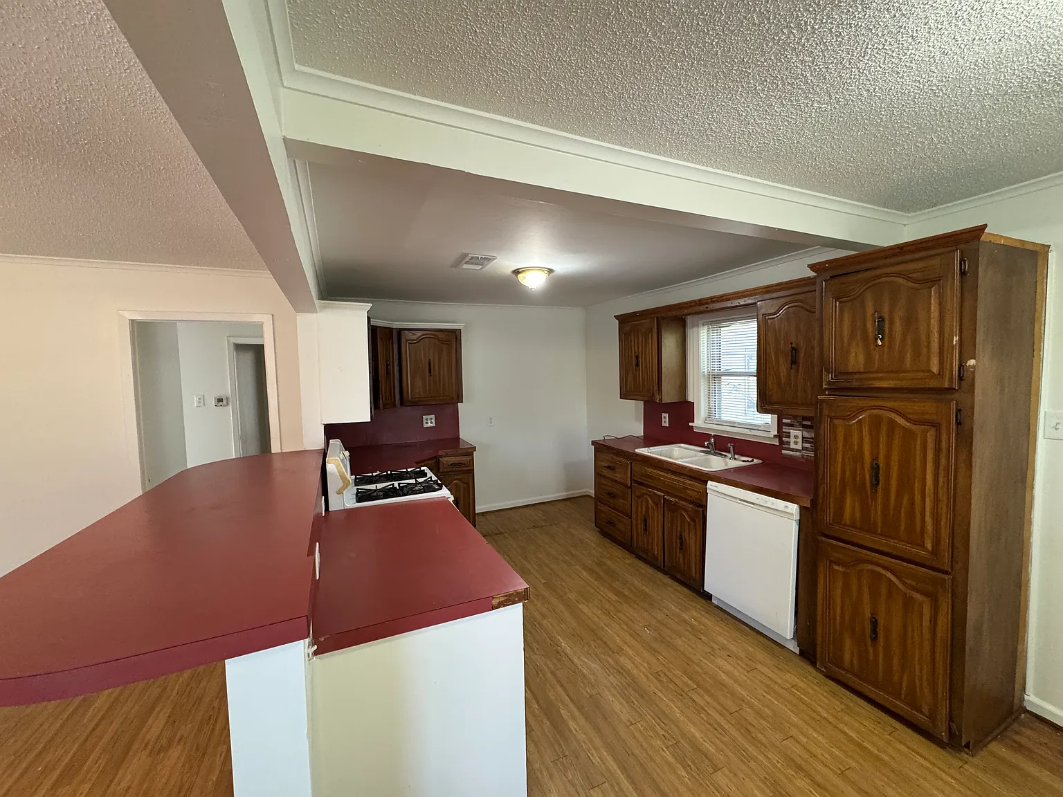 3 bed, 1415 sqft, $1,295 — Photo 4