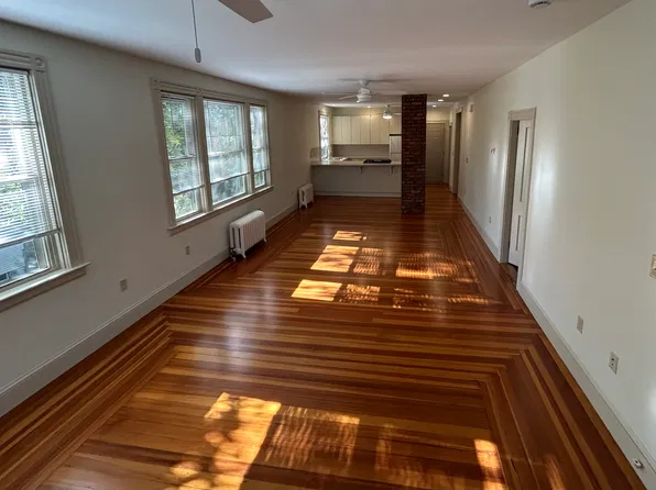 181 Reservoir Ave Floor 2, Providence, RI 02907