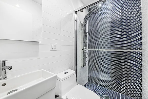 Rented by Compass | media 17