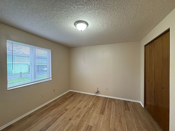 4th image of 812 S 8th Ave APT 6