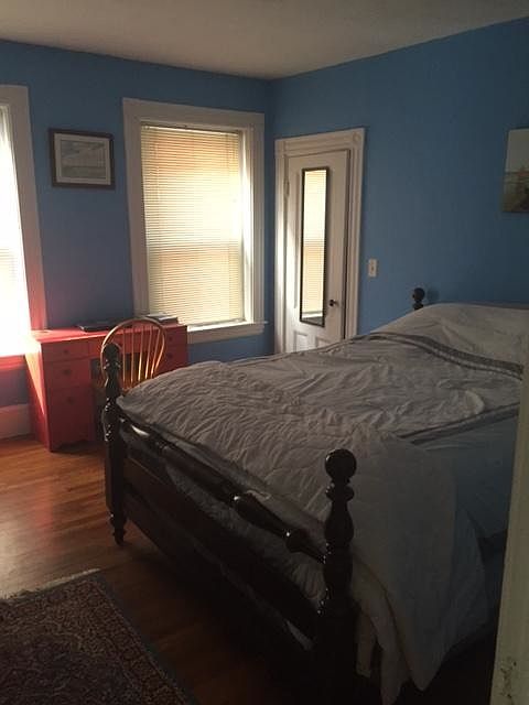 2nd image of 20 Cedar St