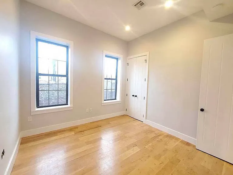 1420 Nostrand Ave #4T — Photo 12