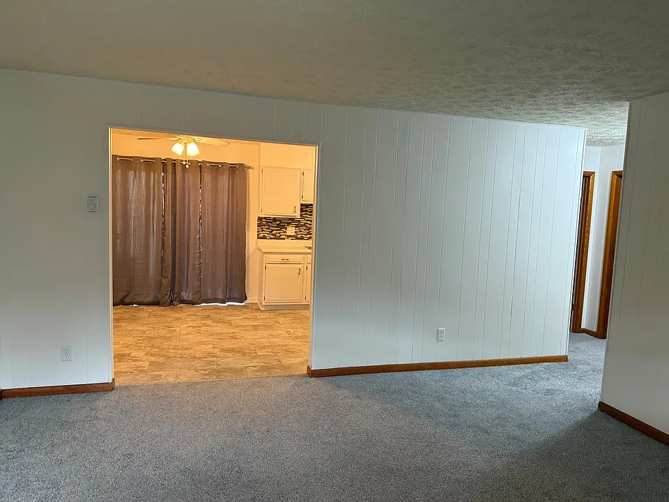 Extra large living room and eat-in kitchen. New carpets, new paint, new appliances, newly remodeled.
