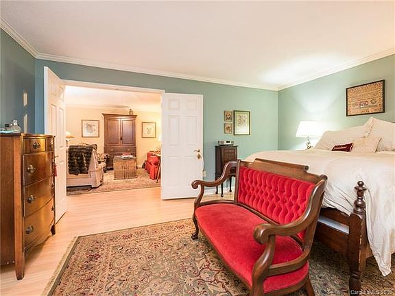 5th image of 6313 Saddlebrook Ct