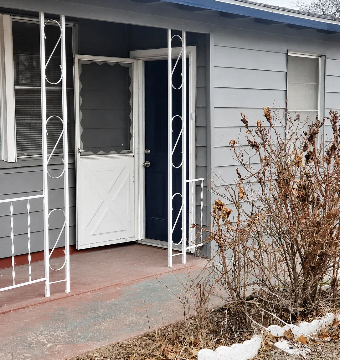 1 bed, 370 sqft, $900 — Photo 2