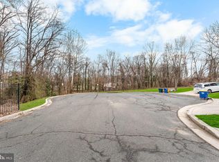 Whitwell Dr, Hyattsville, MD 20785