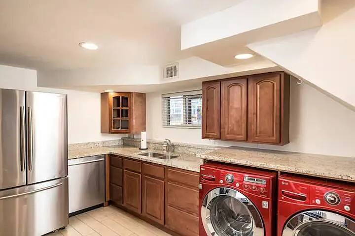 W 62nd Pl — Photo 6
