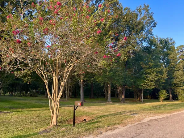 1265 County Road 6479, Dayton, TX 77535