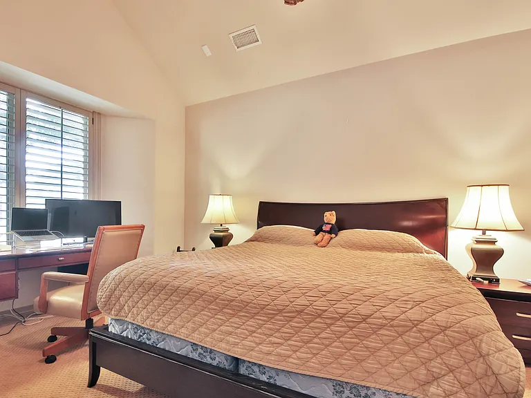 9201 York Pl — Photo 12