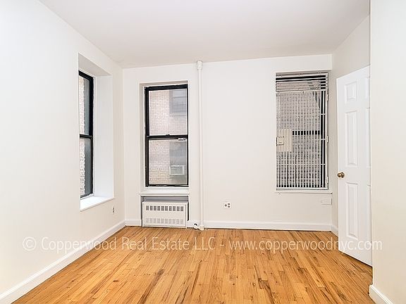 5th image of 1382 2nd Ave #3N