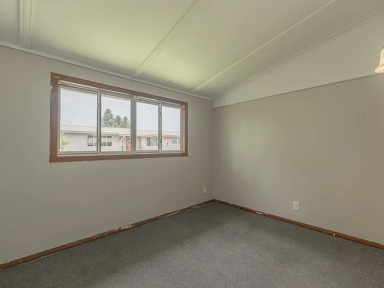 1730 Lincoln Ave — Photo 9