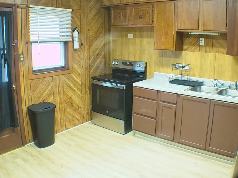 27 N Price St #1 — Photo 3