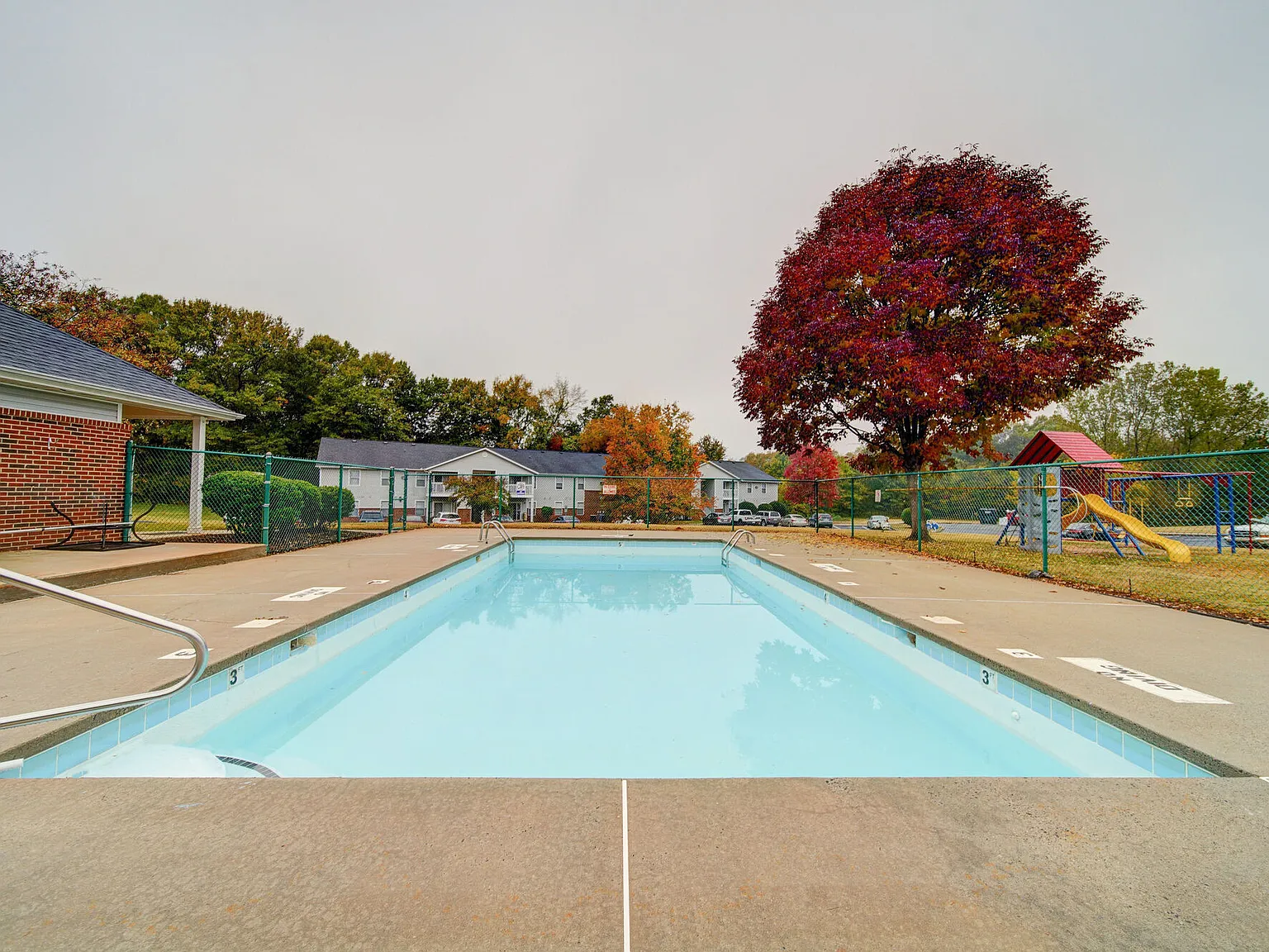 Chapman Pointe — Photo 4